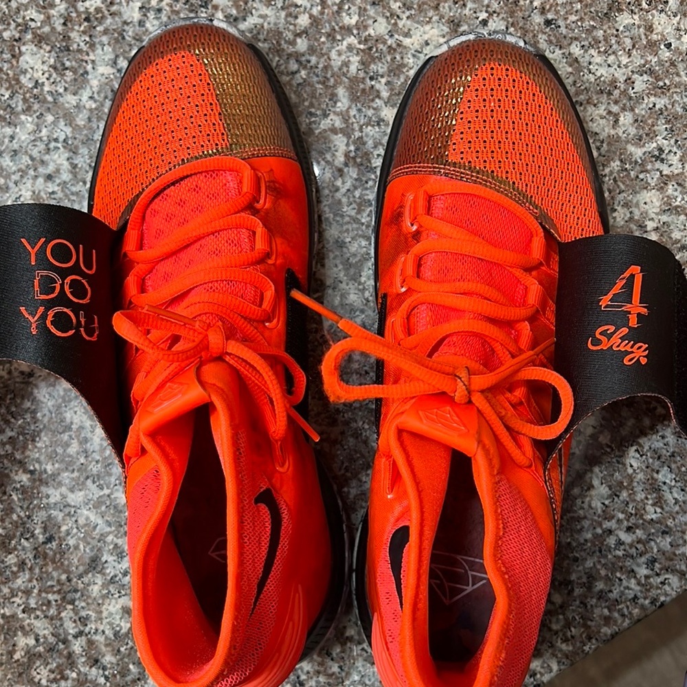 VERY RARE SKYLAR DIGGINS PLAYER EDITION HYPER REVS, WILL GO FAST!